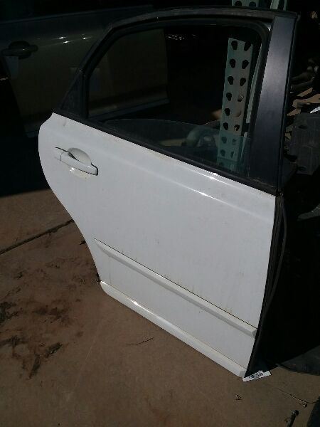 04-11 VOLVO 40 SERIES Passenger Rear Side Door 5 Cylinder AA34770