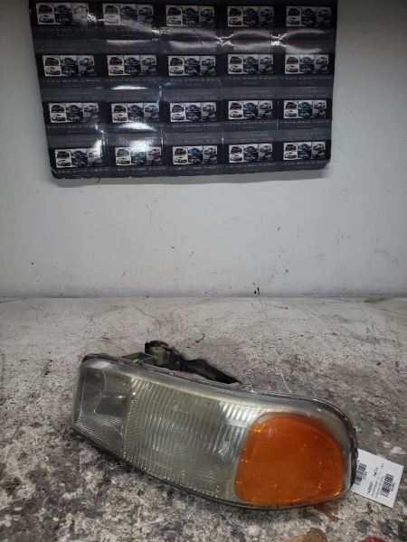 1999-2006 GMC SIERRA 1500 PICKUP RIGHT HEADLAMP ASSEMBLY 15850352 KR129642