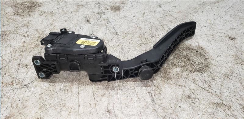 2005 Accelerator Parts PORSCHE CAYENNE  AA 110377