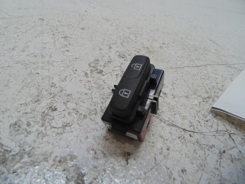 2010 Front Door Switch  VOLVO S80  21763