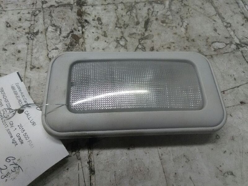 2014-2017 FIAT 500 ROOF DOME LIGHT OEM 735244962 KR60721