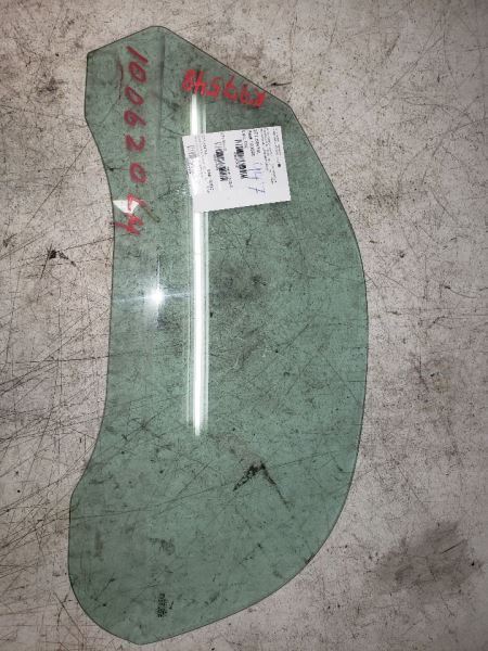 97-04 PORSCHE BOXSTER  Driver Left Front Door GlassAA 77548