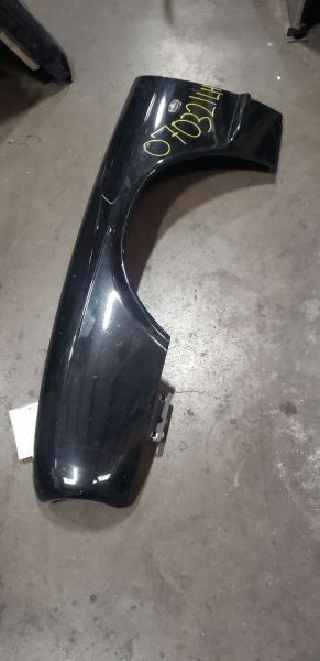 98-03 JAGUAR XJ8 Driver Left Fender AA 107178