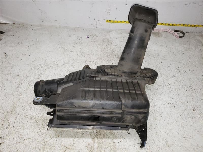 98-04 PORSCHE BOXSTER  Air Cleaner AA78149