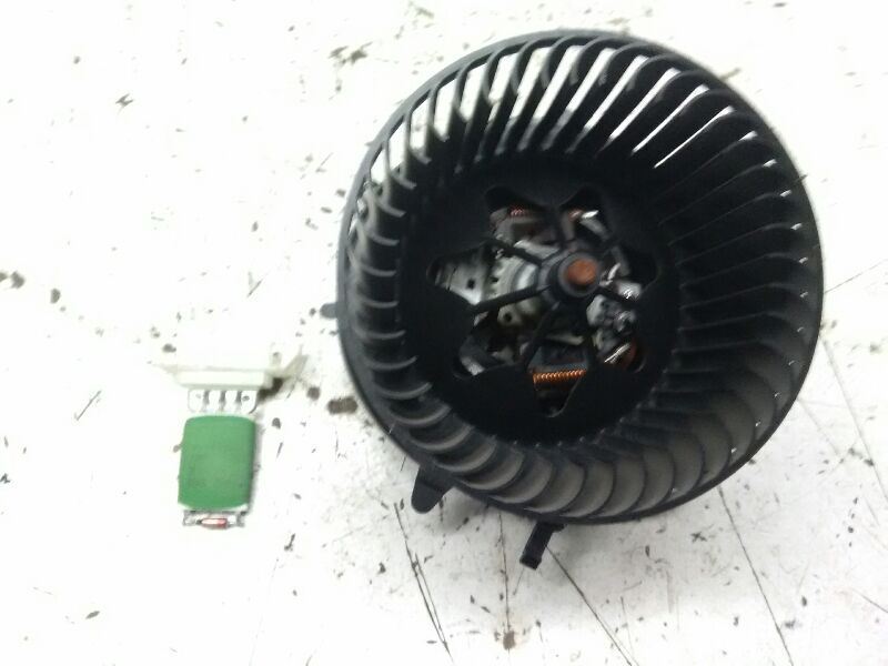 Blower Motor Convertible Without AC Fits 07-15 MINI COOPER 52353