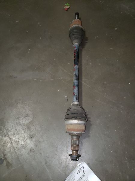 Passenger Axle Shaft Rear Axle Without Inboard Slingers Fits 12 SRX 123686