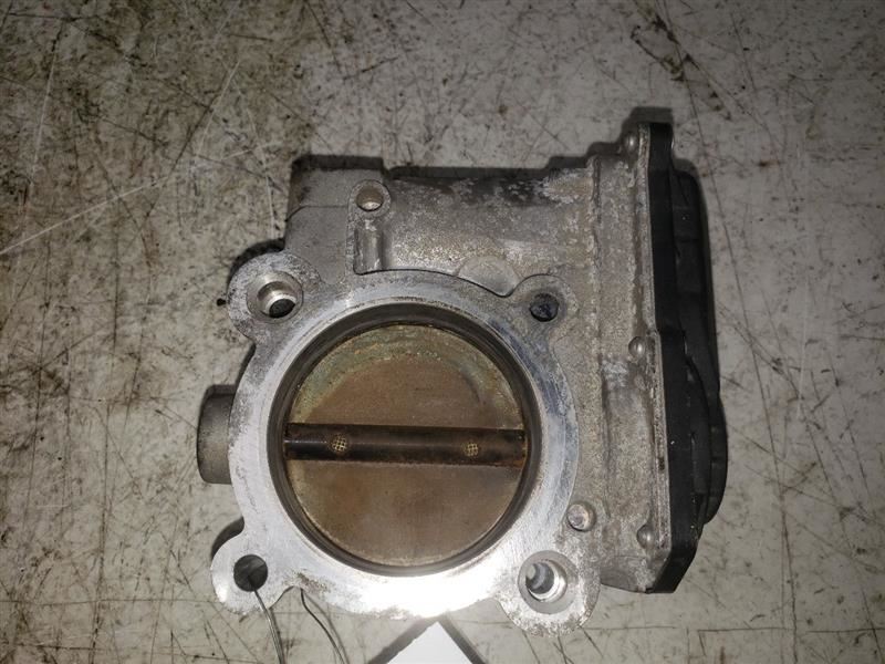 04-10 VOLVO 40 SERIES Throttle Body 5 Cylinder Without Turbo AA78484