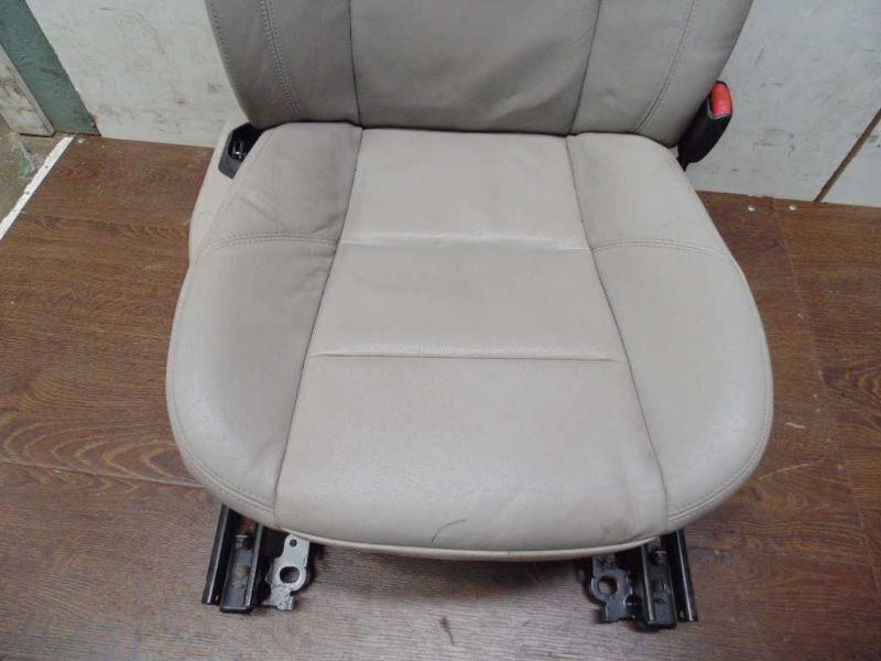 04-11 VOLVO 40 SERIES Passenger Front Seat Sedan 5 Cylinder AA 21573