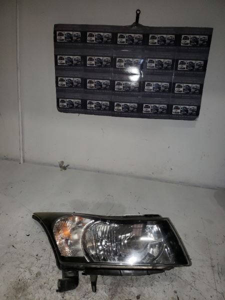 12-16 CHEVROLET  CRUZE Passenger Headlight VIN P 4th Digit Limited AA120651