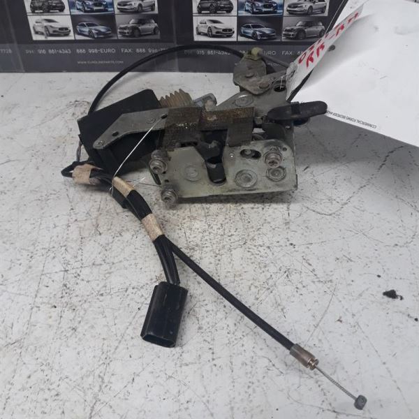 2001 Lock Actuator  JAGUAR XJ8  70885