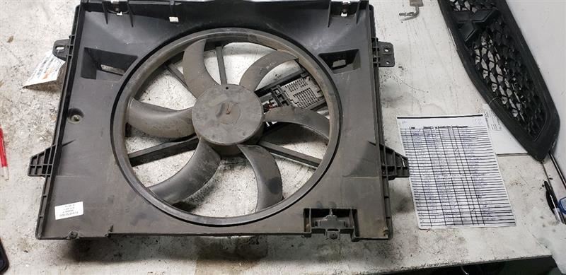 2006-2011 CROWN VICTORIA 4.6L COOLING FAN ASSM.8W1Z8C607C 121047