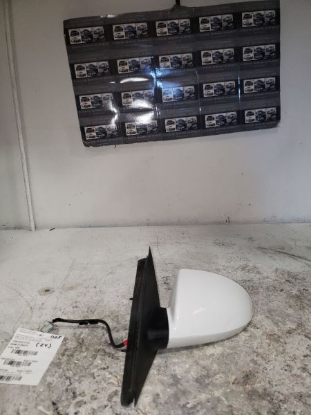 2006-2016 CHEVROLET IMPALA LEFT SIDE WHITE MIRROR KR130037