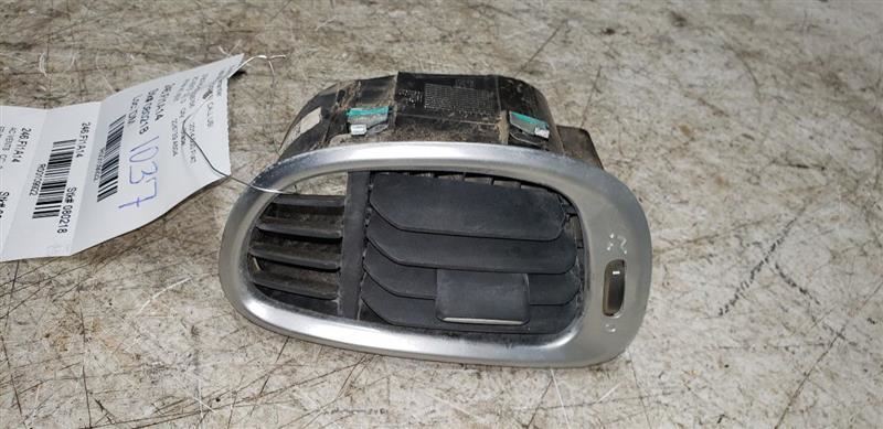 2014 FIAT 500 FRONT RIGHT AC VENT 226739 A504 109922