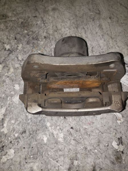 2016-2020 CHEVROLET MALIBU RIGHT FRONT CALIPER 118859