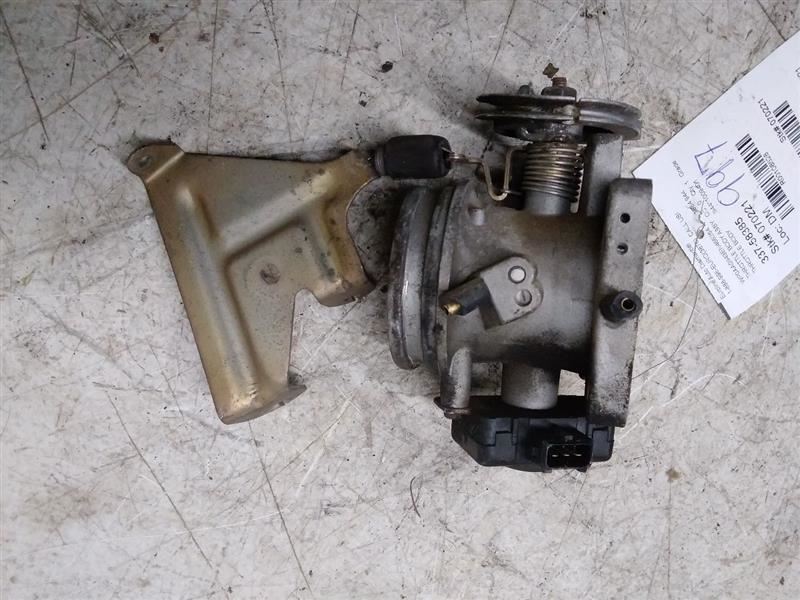 83-85 PORSCHE 944 Throttle Body Manual Transmission Thru 12/84 AA108528