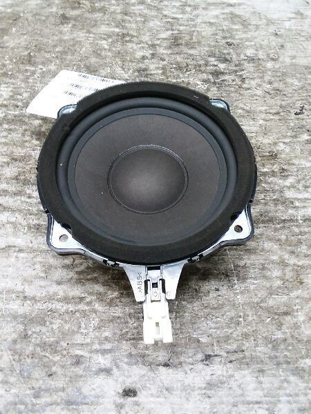 GENESIS   2014 Speaker 67132